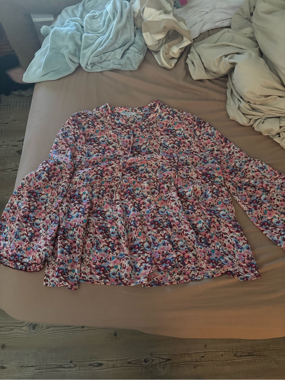 Women’s Floral Button-Front Blouse in Pink Multi